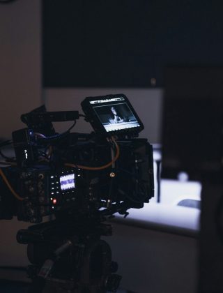 hunter-moranville-QeeR7egmJ0w-unsplash